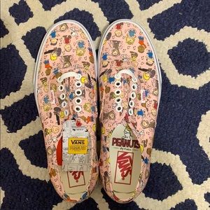 NWT Authentic Peanuts Dance Party - Pink